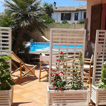 Su Bixinau B&B Capoterra Εξωτερικό φωτογραφία